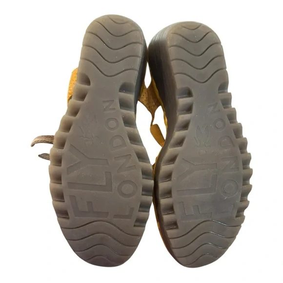 FLY London Women’s Yellow Ylva Perforated Leather Sandals 39 - Picture 5 of 5